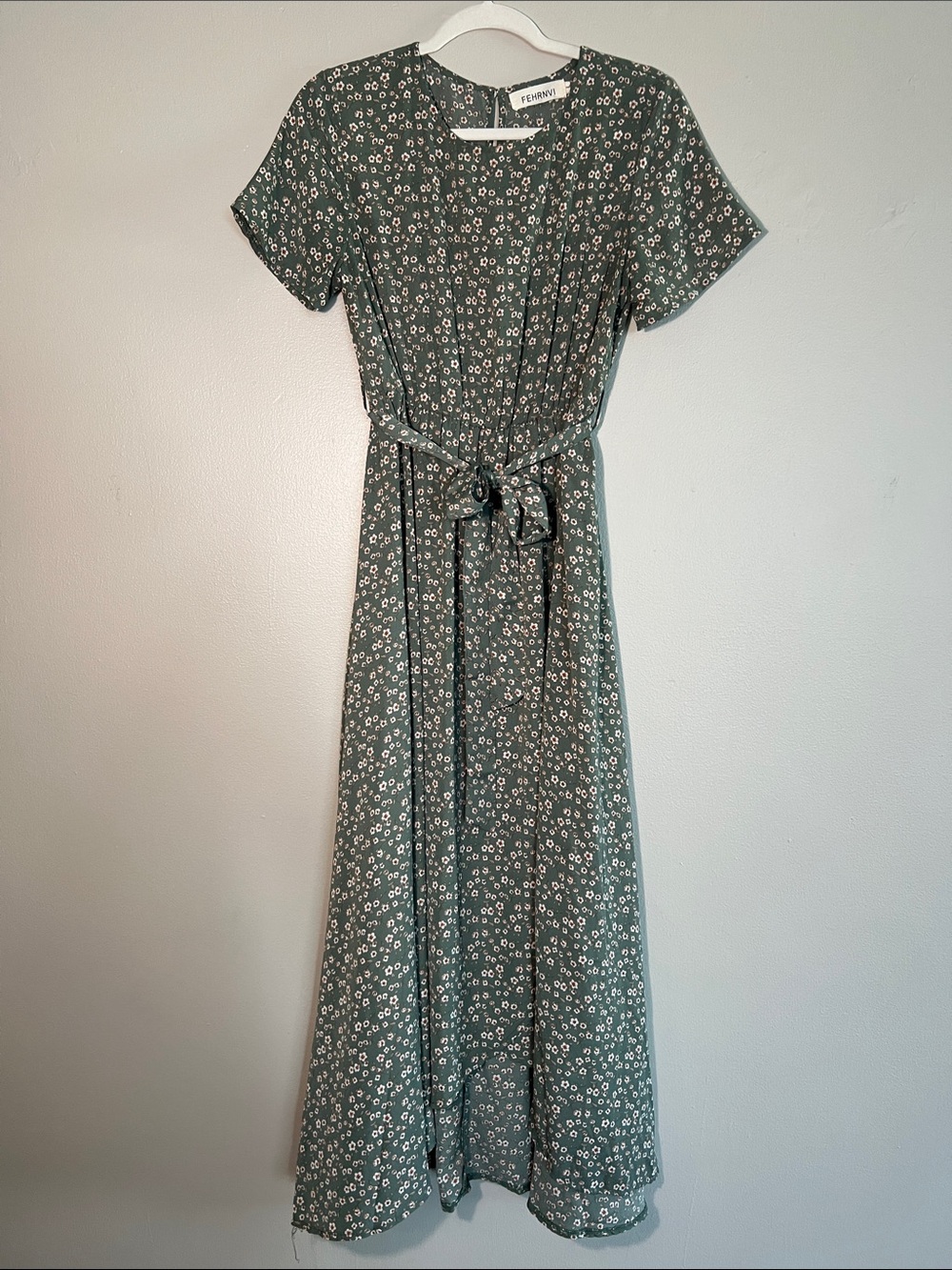 Sage Green Floral Fehrnvi Wrap Dress Large